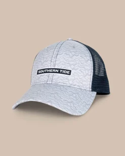 Southern Tide Change Your Altitude Print Performance Trucker Seagull Grey Fashion
