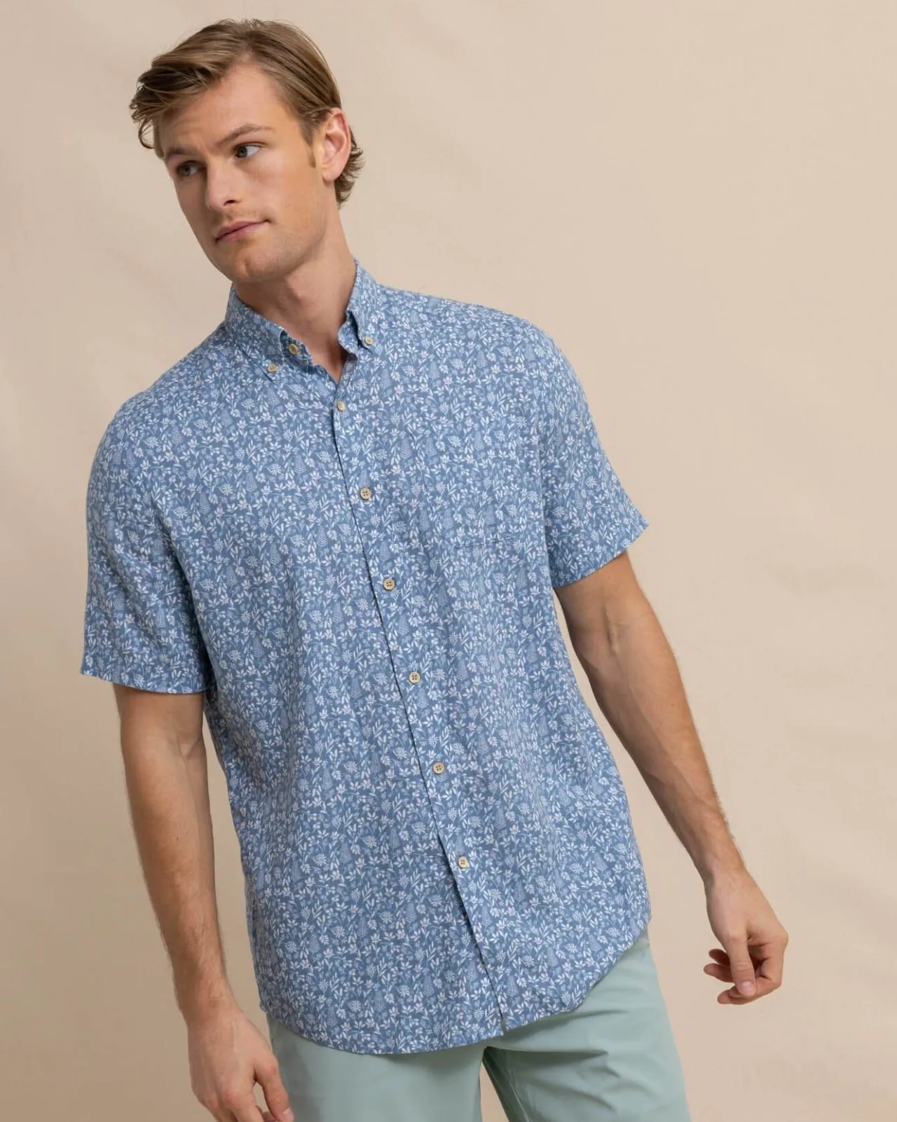 Southern Tide Linen Rayon Ditzy Floral Short Sleeve Sport Shirt Hot
