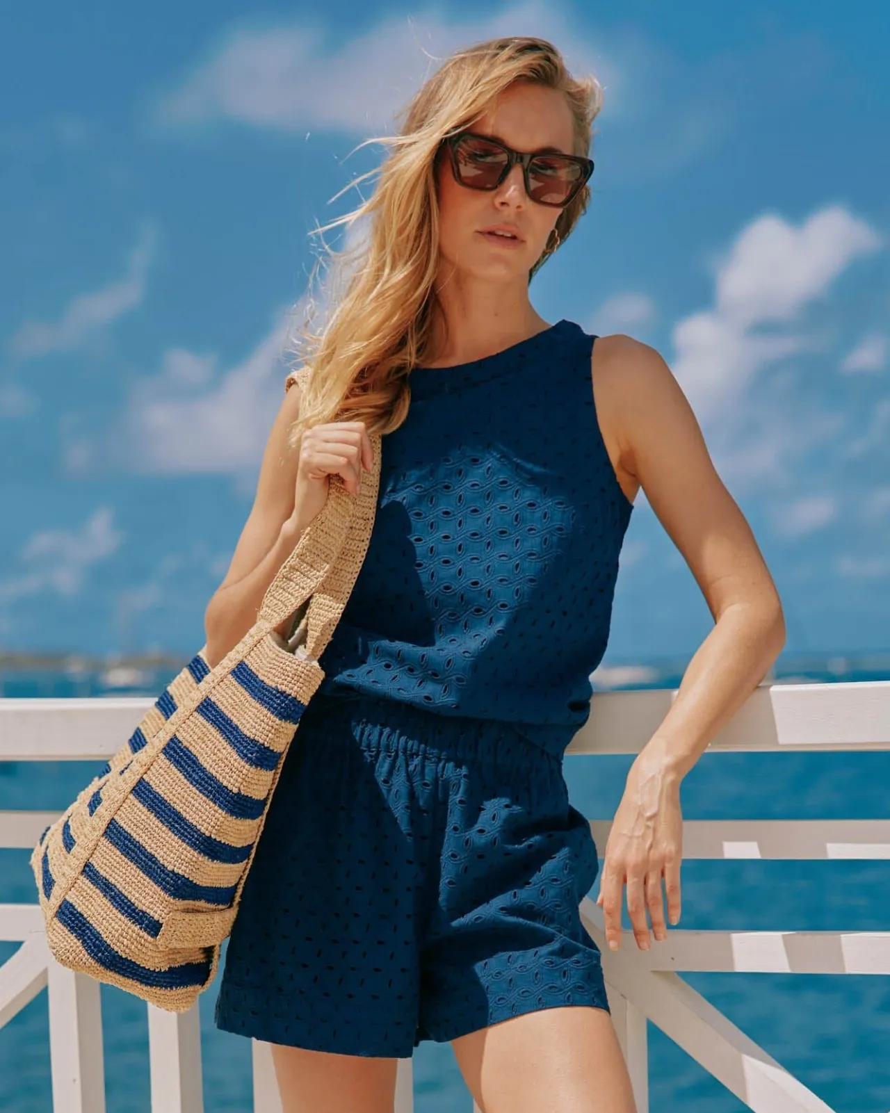 Southern Tide Striped Straw Hat Carrier Beach Tote Navy Store